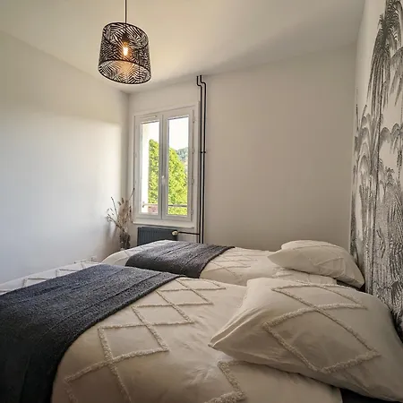 Maison Renovee Avec Piscine, Parc Arbore Et Proche De La Gare A - Fr-1-582-469