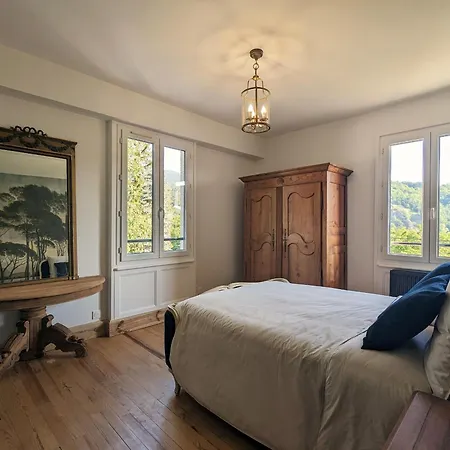 Maison Rénovée Avec Piscine, Parc Arboré Et Proche De La Gare à Chamalières-sur-loire - Fr-1-582-469